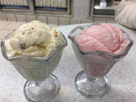 Oberweis Ice Cream And Dairy Store