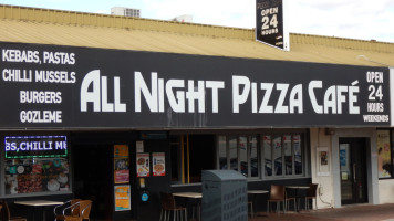 All night pizza cafe