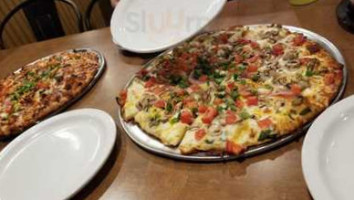 Round Table Pizza