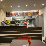 No. 16 Burger, Pizza More