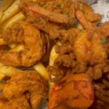 Chef Racks Garlic Crabs