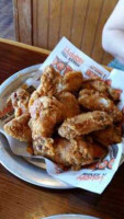 Hooters