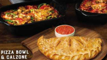 1000 Degrees Pizza Salad Wings
