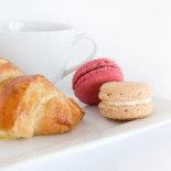 Le Macaron French Pastries