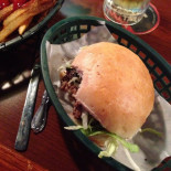 Barrett's Pub
