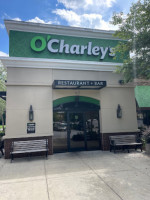 O'charley's Restaurant Bar