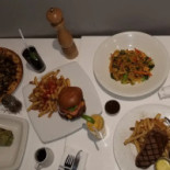Dv I Bistro Toronto Don Valley Suites