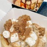 Cinnaholic