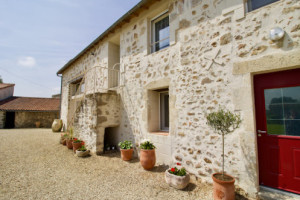 Relais du Chapeau Rouge