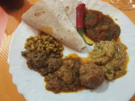 Indien Dans Le Village Buffet A Volonte