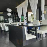 Sushi San Restaurante Lounge Bar