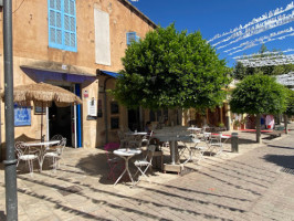 Cafe du Mail