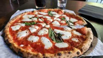 Midici Neapolitan Pizza Sacramento