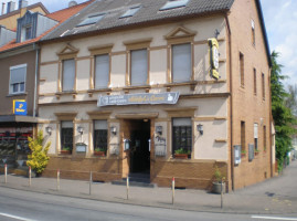 Adolphs Bistro Carre