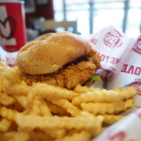 Raising Cane's Chicken Fingers