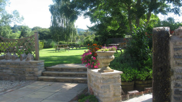 Burcott Inn