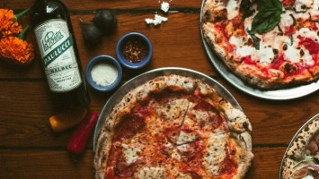 Dodici Pizza And Wine