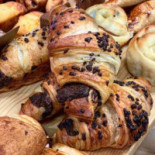 Krust Bakery &cafe