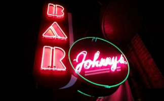 Johnny's On Fulton