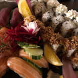 Sushi bar