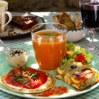 Comme Un Cheveu Sur La Soupe