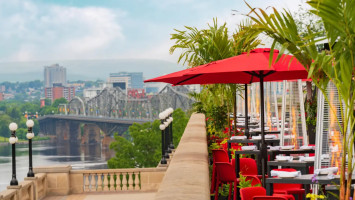 Wilfrid's Restaurant - Fairmont Chateau Laurier