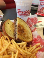 Freddy's Frozen Custard Steakburgers