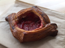 Comet Croissanterie Creamery