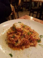 Mani In Pasta