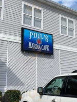 Phil's Marina Cafe