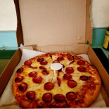 Ronny's Take-out Pizzeria
