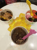 Yogurtland