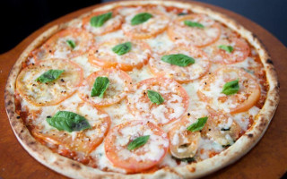 Sampa's Gourmet Pizza Co