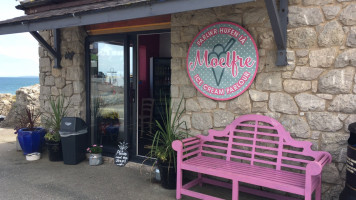 Moelfre Ice Cream Parlour