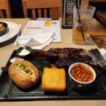 Montana's BBQ & Bar