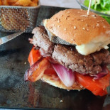 Le Boeuf Rouge