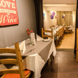 Alessandros Hideaway