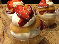 Staci Cakes